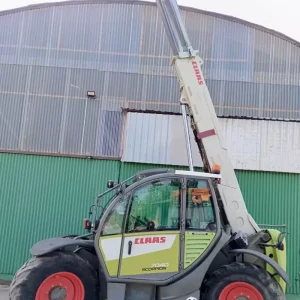 CLAAS Scorpion 7040 Varipower