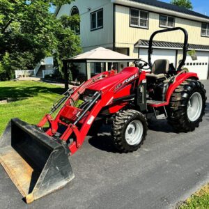 2010 Case IH Farmall 45 Tractor Loader