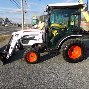 2021 BOBCAT CT2535 4X4 CAB TRACTOR W/LOADER ONLY 215 HOURS. 35HP. AIR/HEAT