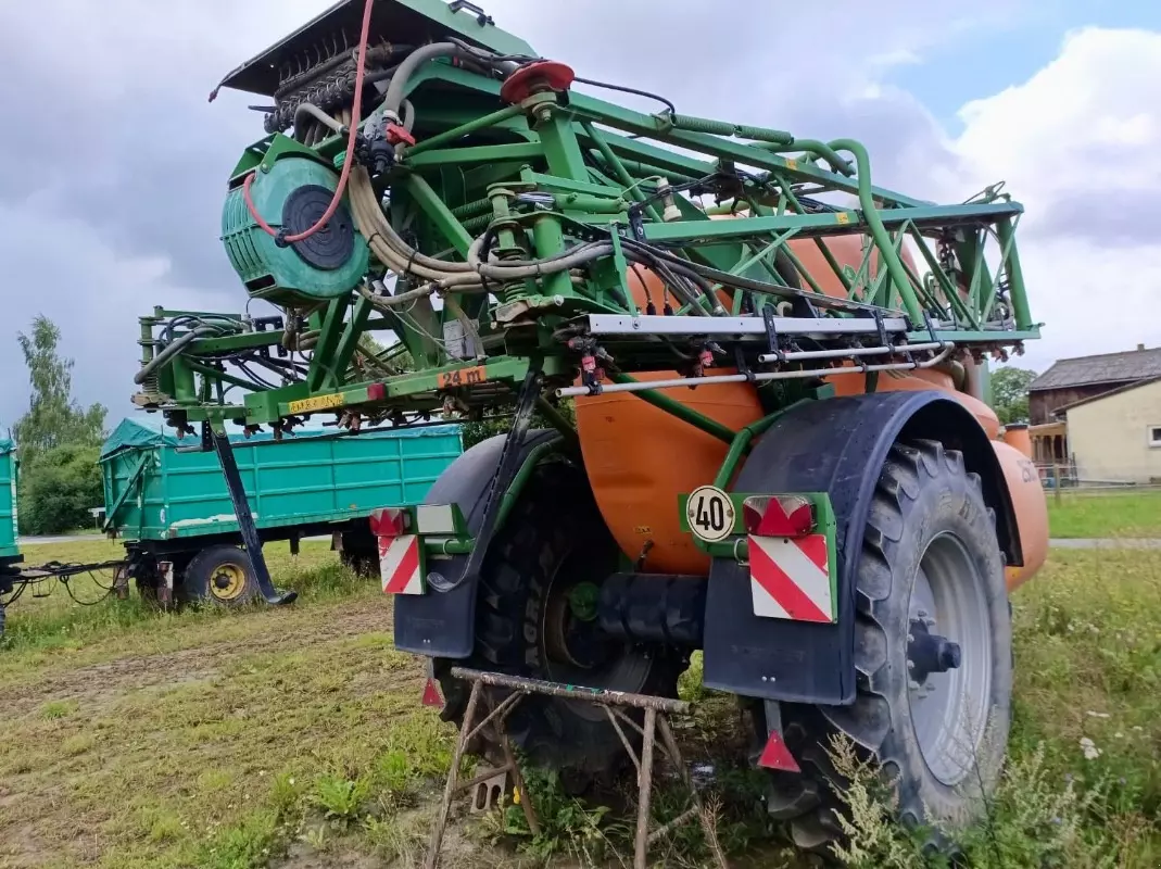 Amazone UX5200 – 24m